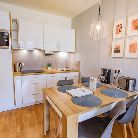 Sunny By Alpenidyll Apartment
